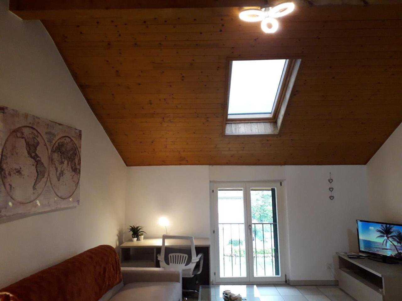Holidays Homes Il Folletto Quartino Eksteriør billede